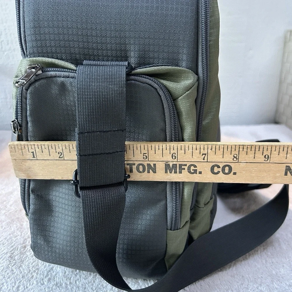 Eagle Creek CarryOn ES Tote Bag 17